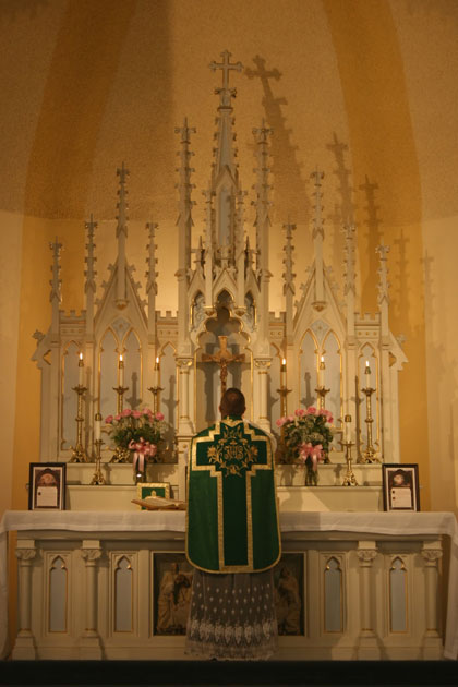 Fr. Stinson, FSSP Offering Mass on October 11, 2015